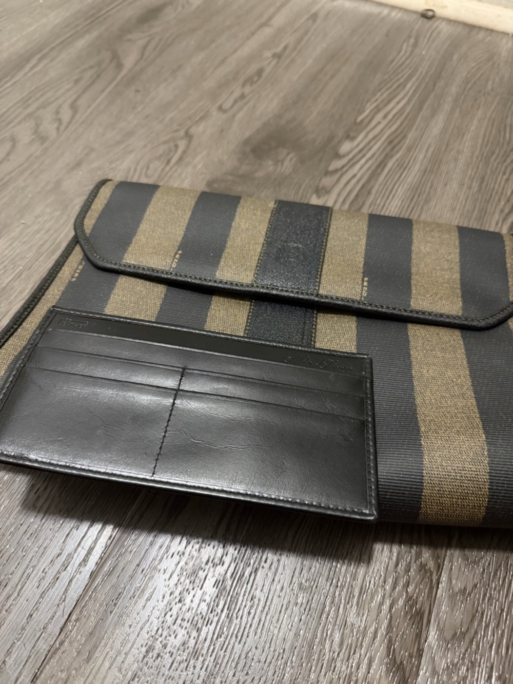 Fendi Striped Fold-Over Messenger in Black and Brown Vintage original - Picture 2 of 5